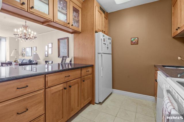 770 Anderson Avenue 14C, Cliffside Park, NJ 07010