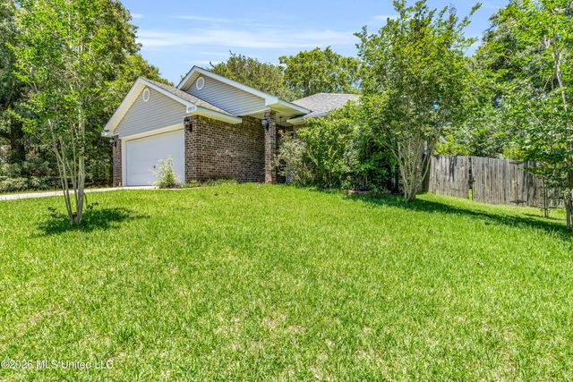 9931 Hamakua Street, Diamondhead, MS 39525