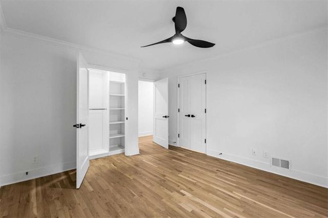 8920 Huntcliff Trce, Atlanta, GA 30350