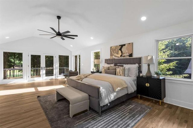 8920 Huntcliff Trce, Atlanta, GA 30350