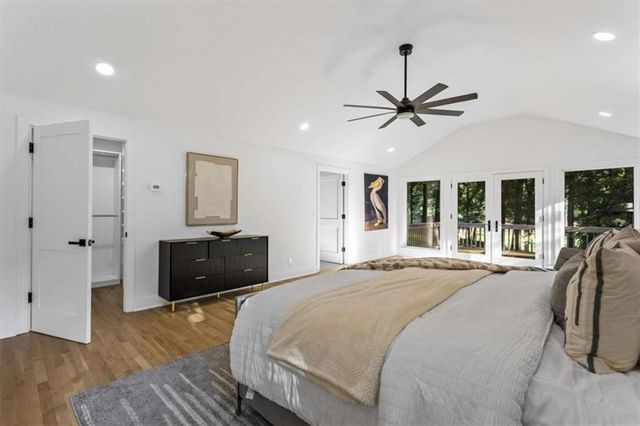 8920 Huntcliff Trce, Atlanta, GA 30350