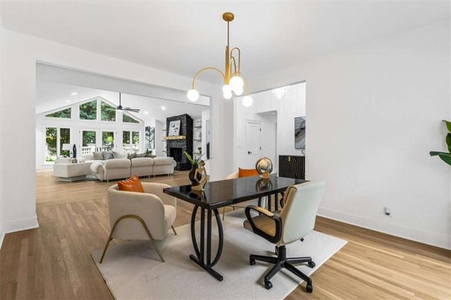 8920 Huntcliff Trce, Atlanta, GA 30350