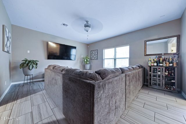 282 ULSHAW Street, El Paso, TX 79928