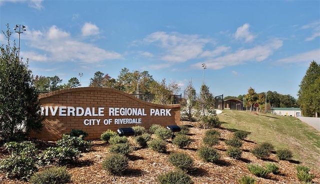 9046 Homewood Drive, Riverdale, GA 30274