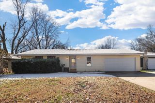 1632 W Berkeley Street, Springfield, MO 65807