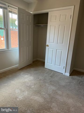 529 COLECROFT CT, Alexandria, VA 22314