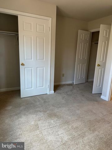 529 COLECROFT CT, Alexandria, VA 22314