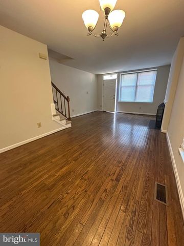 529 COLECROFT CT, Alexandria, VA 22314