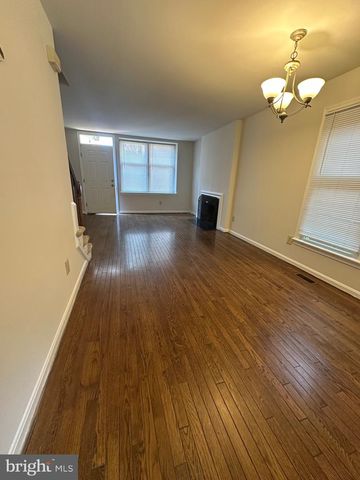 529 COLECROFT CT, Alexandria, VA 22314