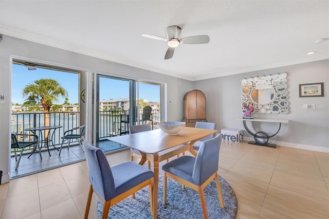 152 117TH AVENUE 2, Treasure Island, FL 33706