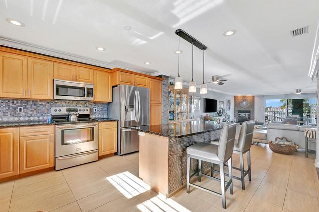 152 117TH AVENUE 2, Treasure Island, FL 33706