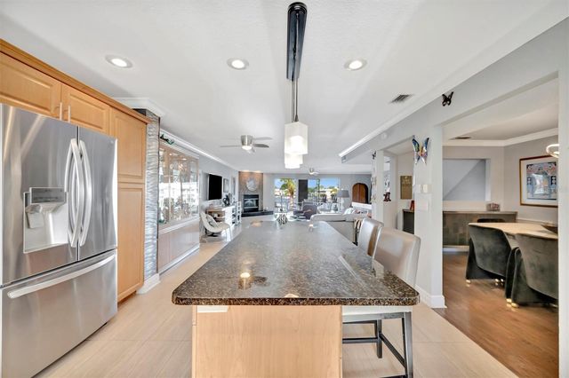 152 117TH AVENUE 2, Treasure Island, FL 33706