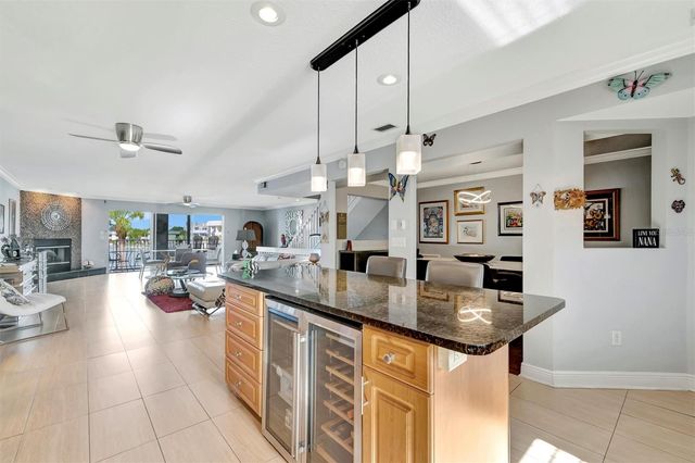 152 117TH AVENUE 2, Treasure Island, FL 33706