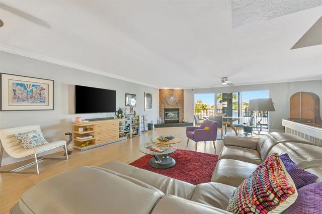 152 117TH AVENUE 2, Treasure Island, FL 33706