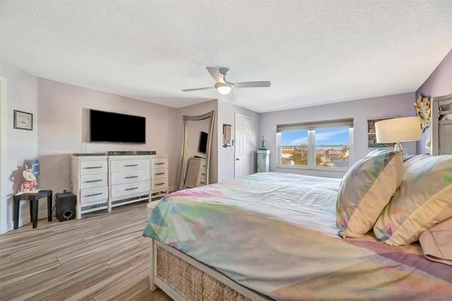 152 117TH AVENUE 2, Treasure Island, FL 33706