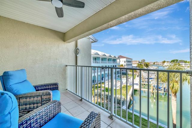 152 117TH AVENUE 2, Treasure Island, FL 33706