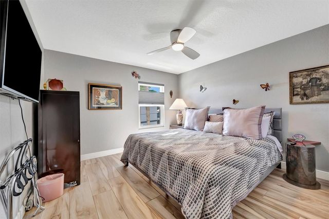 152 117TH AVENUE 2, Treasure Island, FL 33706