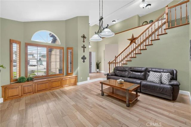 1231 Suncrest Drive, Corona, CA 92882