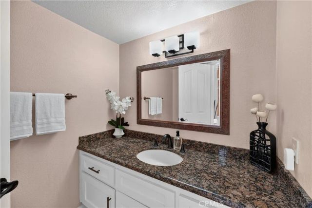 1231 Suncrest Drive, Corona, CA 92882