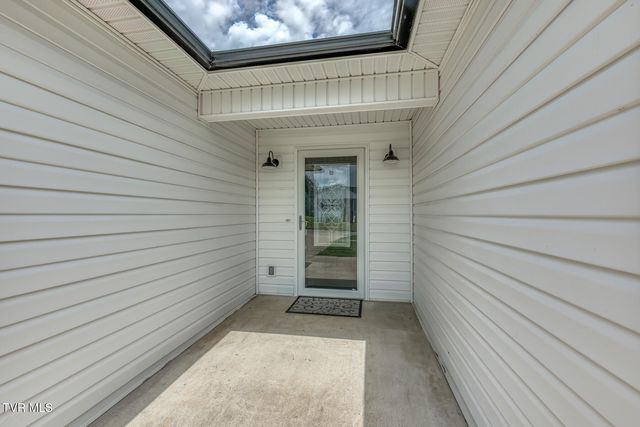411 East Cottage Avenue, Elizabethton, TN 37643