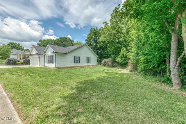 411 East Cottage Avenue, Elizabethton, TN 37643