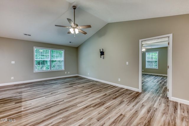 411 East Cottage Avenue, Elizabethton, TN 37643