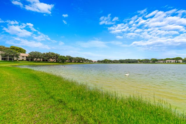 3117 KINGSWOOD Terrace, Boca Raton, FL 33431