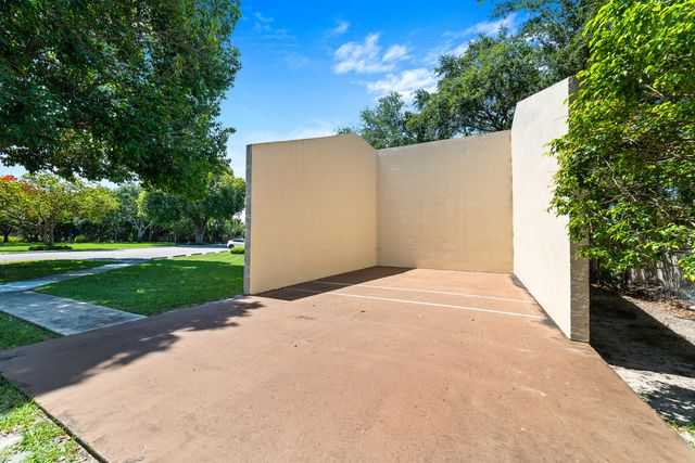 3117 KINGSWOOD Terrace, Boca Raton, FL 33431
