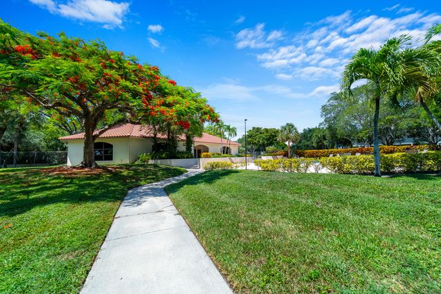 3117 KINGSWOOD Terrace, Boca Raton, FL 33431