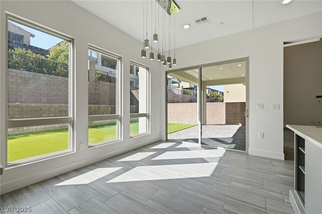 195 Cactus Sunrise Street, Las Vegas, NV 89138