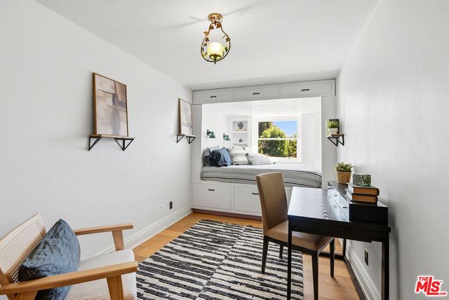 4960 College View Avenue, Los Angeles, CA 90041