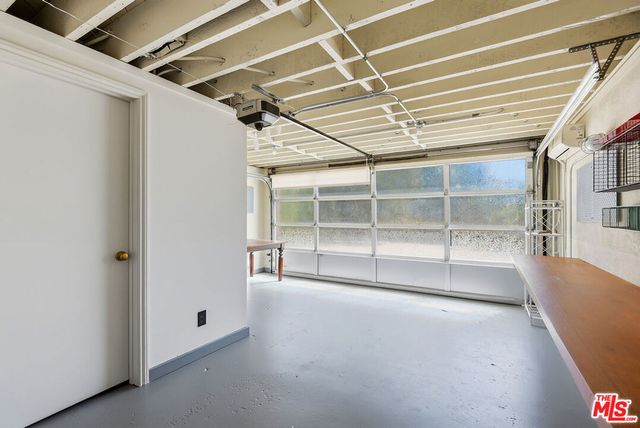 4960 College View Avenue, Los Angeles, CA 90041