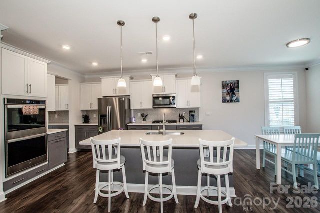 167 Rhuidean Court, Troutman, NC 28166