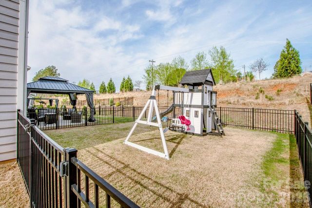 167 Rhuidean Court, Troutman, NC 28166