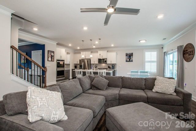 167 Rhuidean Court, Troutman, NC 28166