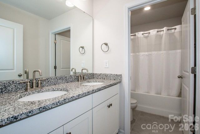 167 Rhuidean Court, Troutman, NC 28166