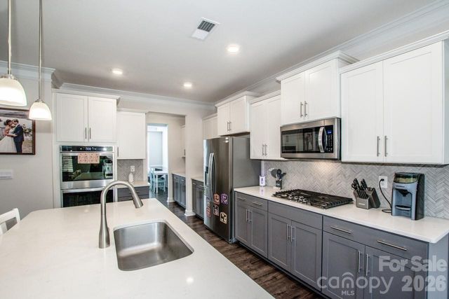 167 Rhuidean Court, Troutman, NC 28166