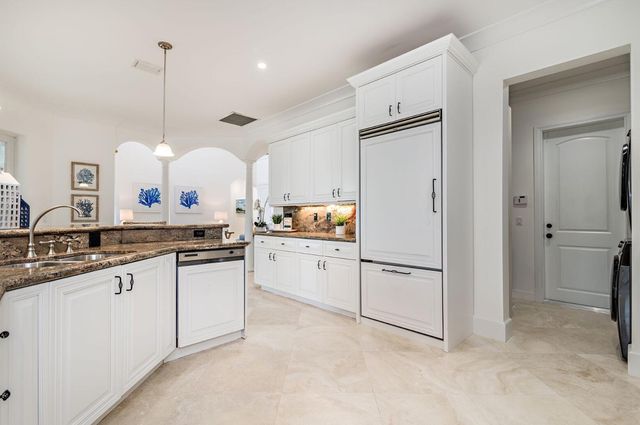 141 Gregory Place, West Palm Beach, FL 33405