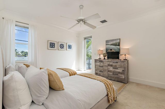 141 Gregory Place, West Palm Beach, FL 33405