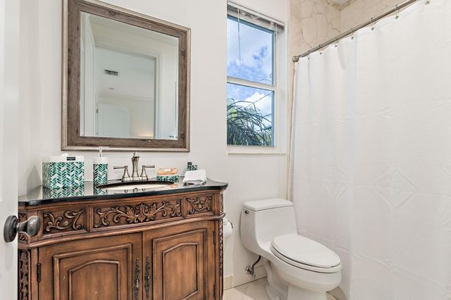 141 Gregory Place, West Palm Beach, FL 33405