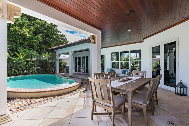 141 Gregory Place, West Palm Beach, FL 33405
