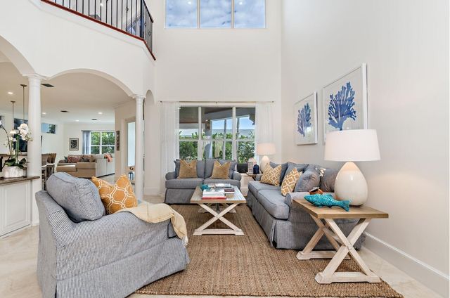 141 Gregory Place, West Palm Beach, FL 33405