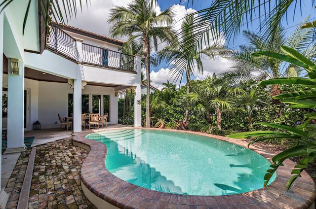 141 Gregory Place, West Palm Beach, FL 33405