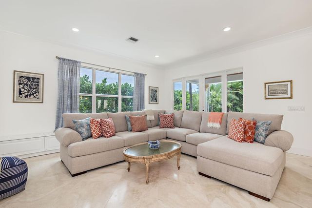 141 Gregory Place, West Palm Beach, FL 33405