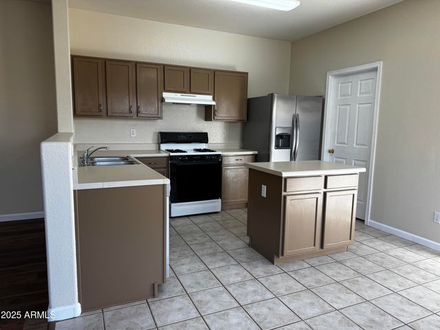 2587 N LUPITA Place, Casa Grande, AZ 85122