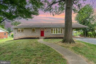 1390 DAYTON RD, Harrisburg, PA 17113