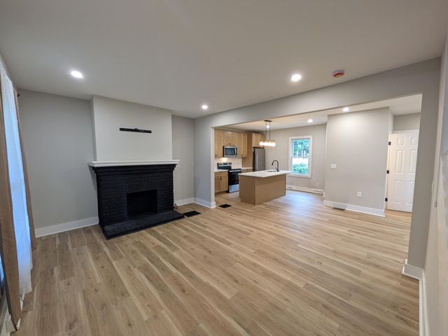 715 Seymour Avenue, Columbus, OH 43205