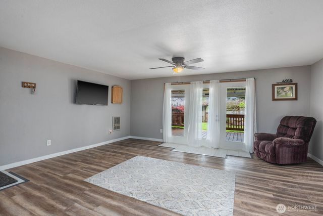 4915 NE 199th Street, Ridgefield, WA 98642