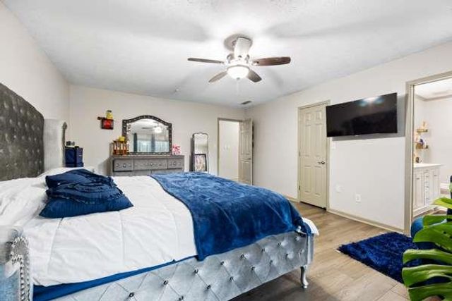 280 Woodsong Drive, Fayetteville, GA 30214