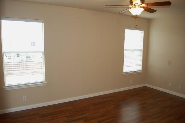 205 E Mitchell DR, Hutto, TX 78634